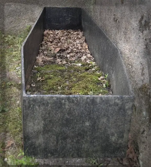 Kirkton of Durris Mortsafe 