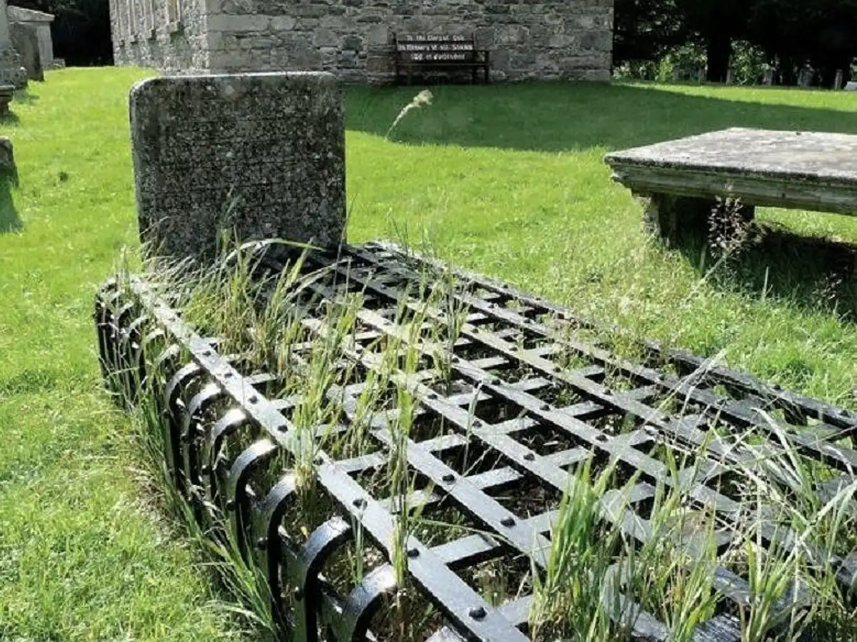 Grave of Seath Mor St Tuchaldus Rothiemurchus Scottish Highlands