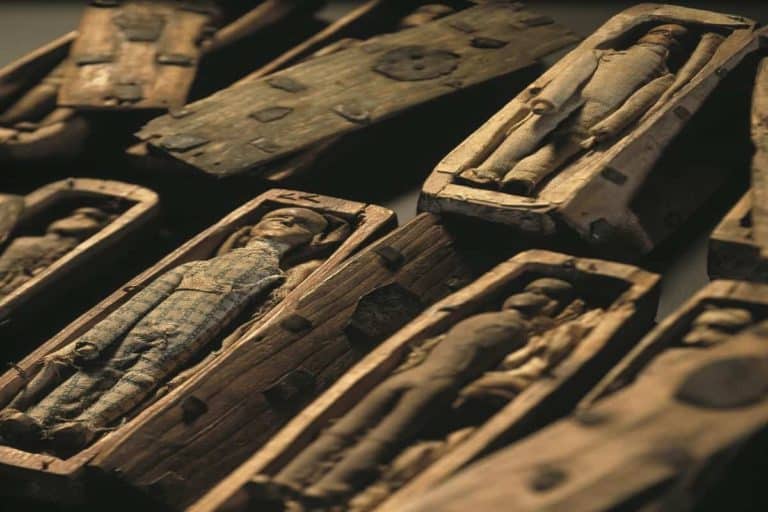 Edinburgh Miniature Coffins | The 8 Fairy Coffins of Arthur’s Seat