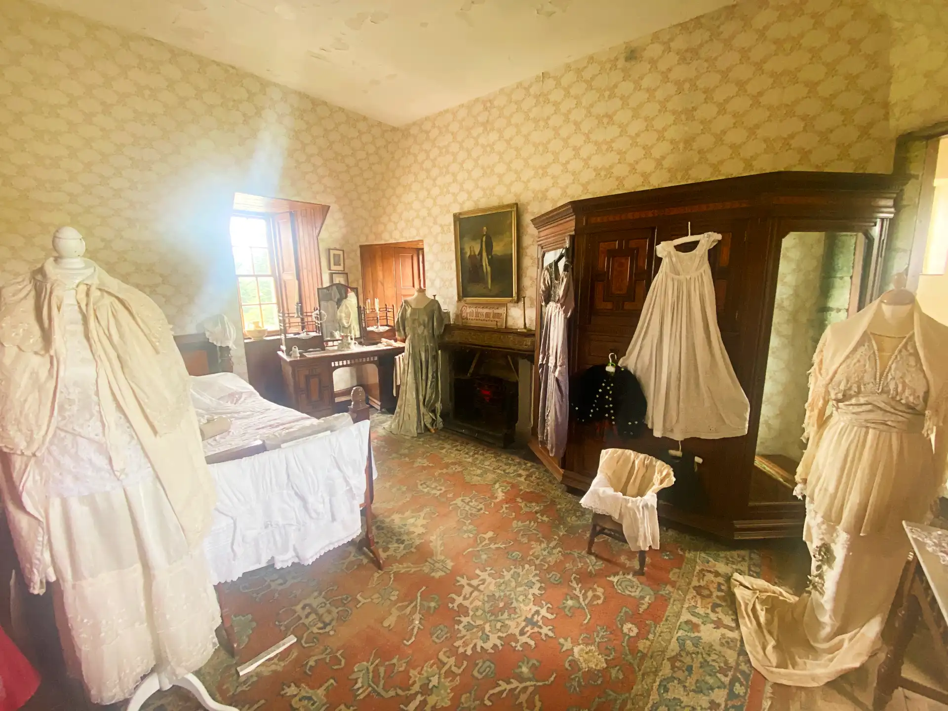 Castle Menzies Victorian Bedroom